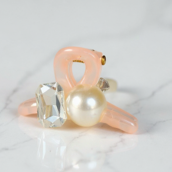 Elegant Pearl & Crystal Stone Hair Clip for Girls & Women | Stylish Hair Accessory – Light Pink